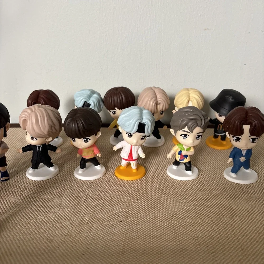 McDonald's Tinytan x BTS 2025 Happy Meal Toys Set Of 15‎ Figures 3.5